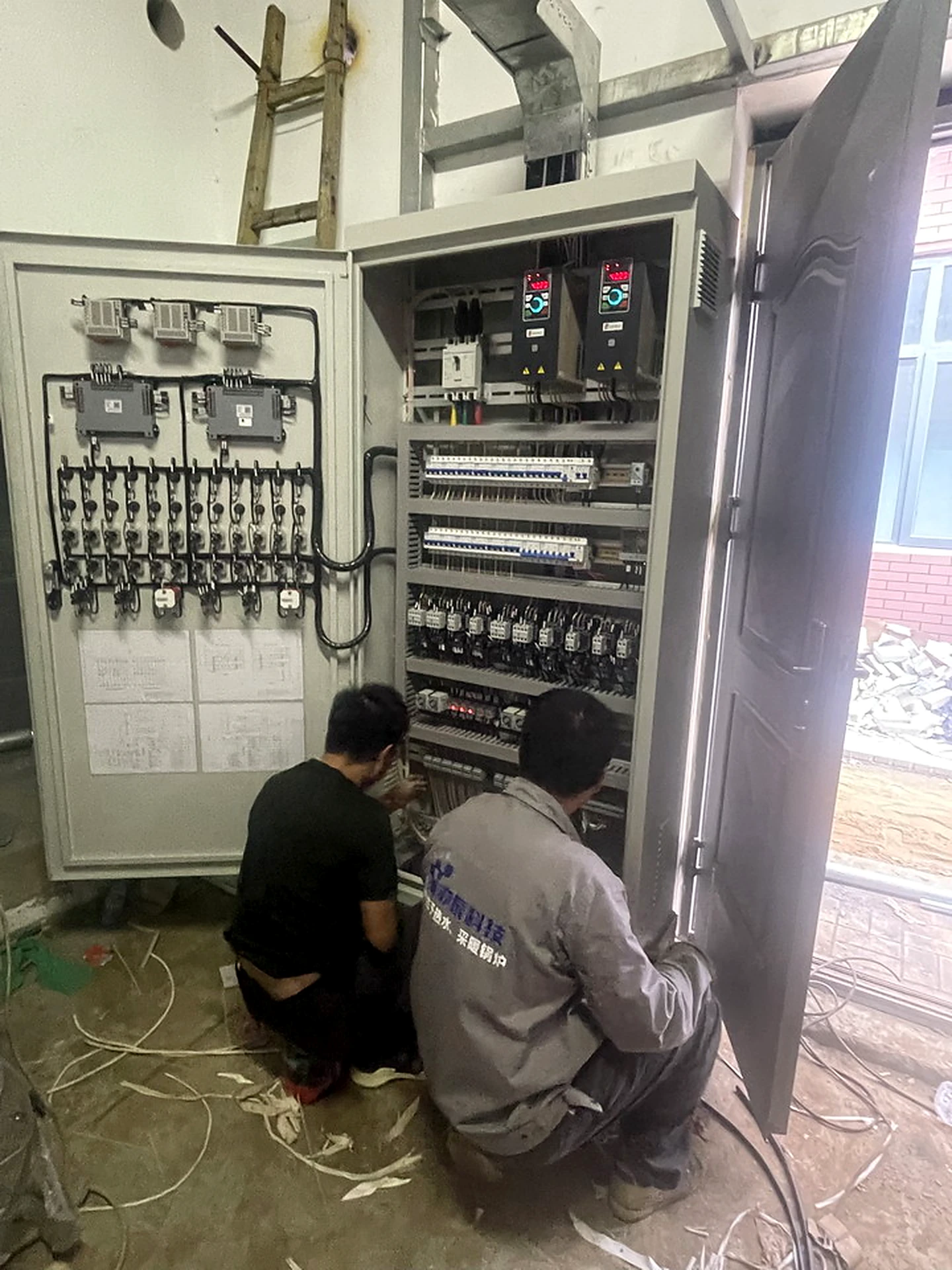 天津市私立学校采暖及热水两联供系统项目照片 9