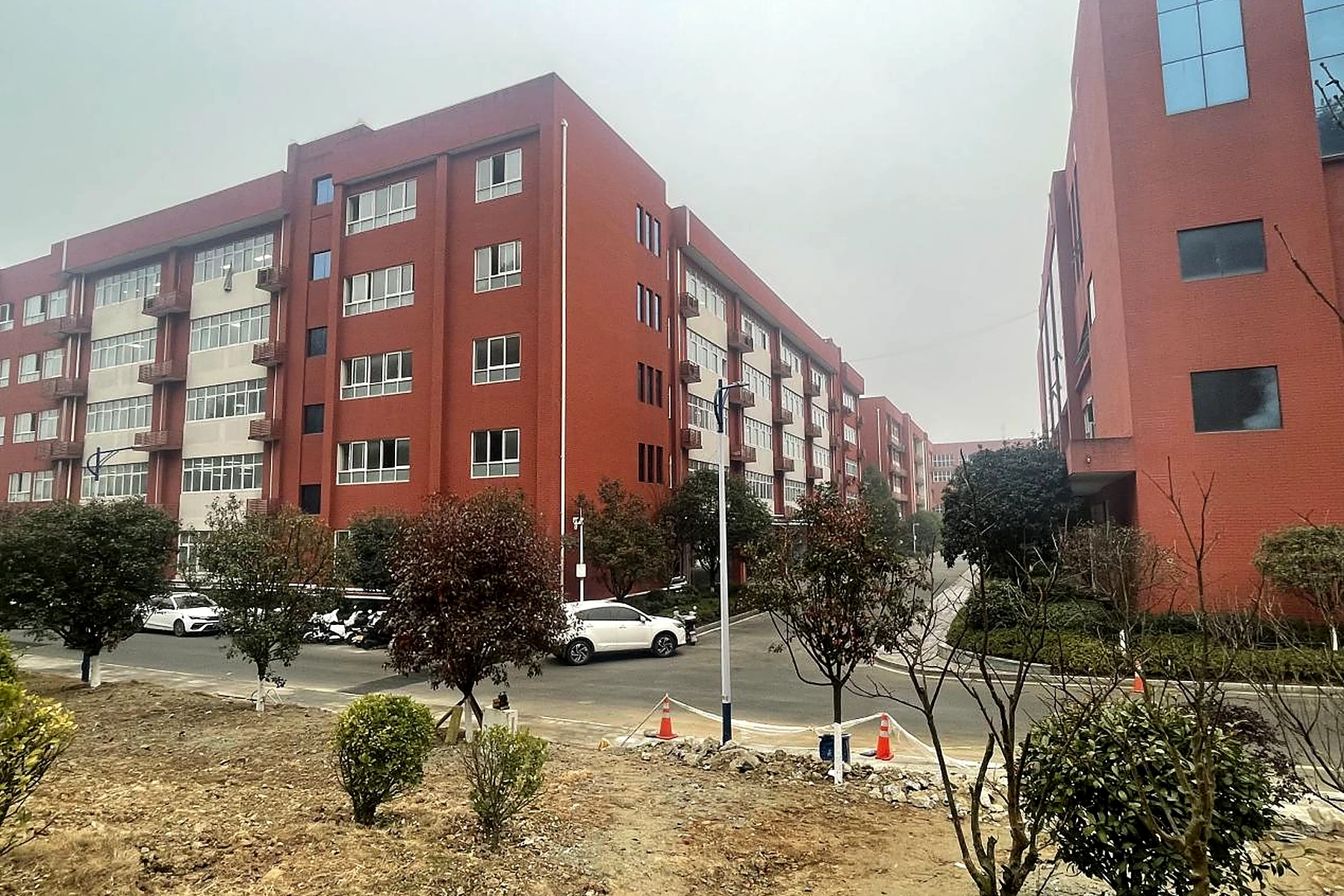 湖北十堰市中学-燃气锅炉采暖项目